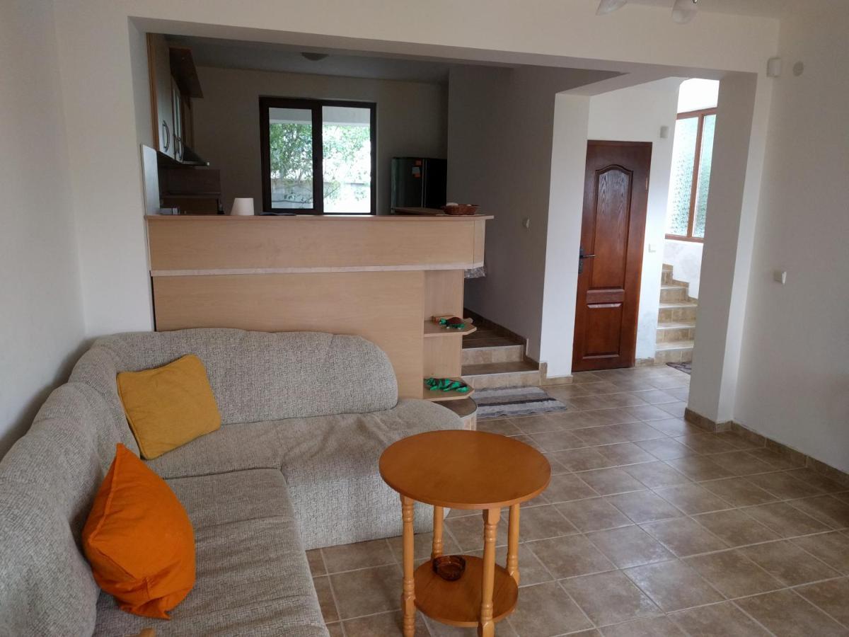 Villa Visoka Balchik Luaran gambar